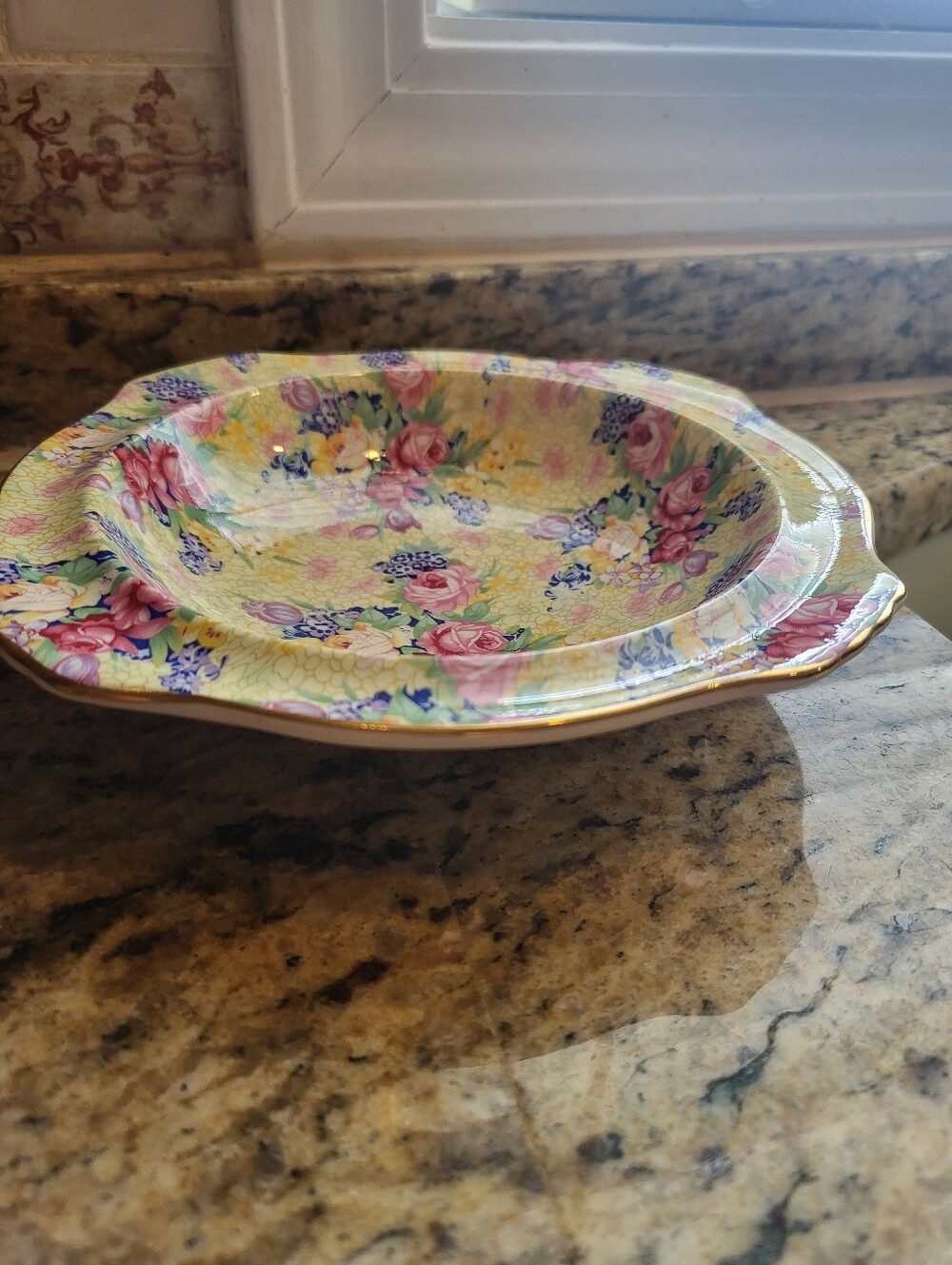 Royal Winton England 7 In .Floral Ceramic Serving Bowl